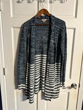 Size 1X fresh Navy and White Striped Open-Front Cardigan/ Duster
